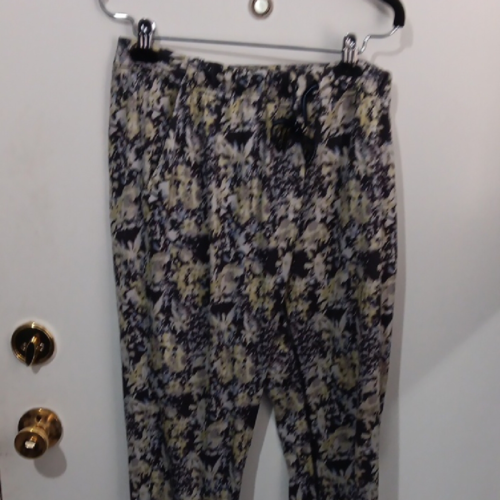 Luluemon Jet Crop Slim Pants